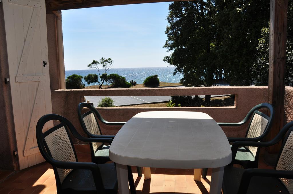 Sole E Mare Aparthotel Santa-Maria-Poggio  Kültér fotó