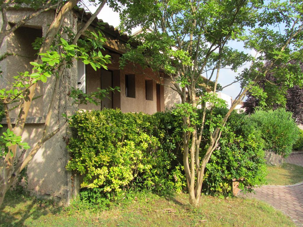 Sole E Mare Aparthotel Santa-Maria-Poggio  Kültér fotó