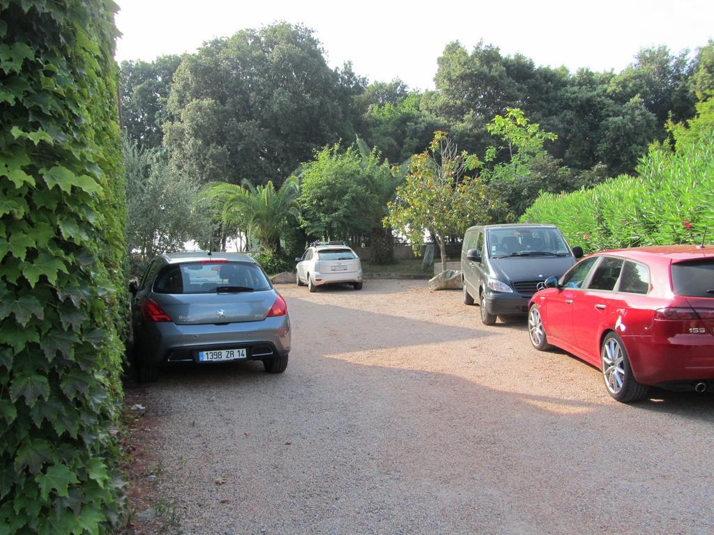 Sole E Mare Aparthotel Santa-Maria-Poggio  Kültér fotó