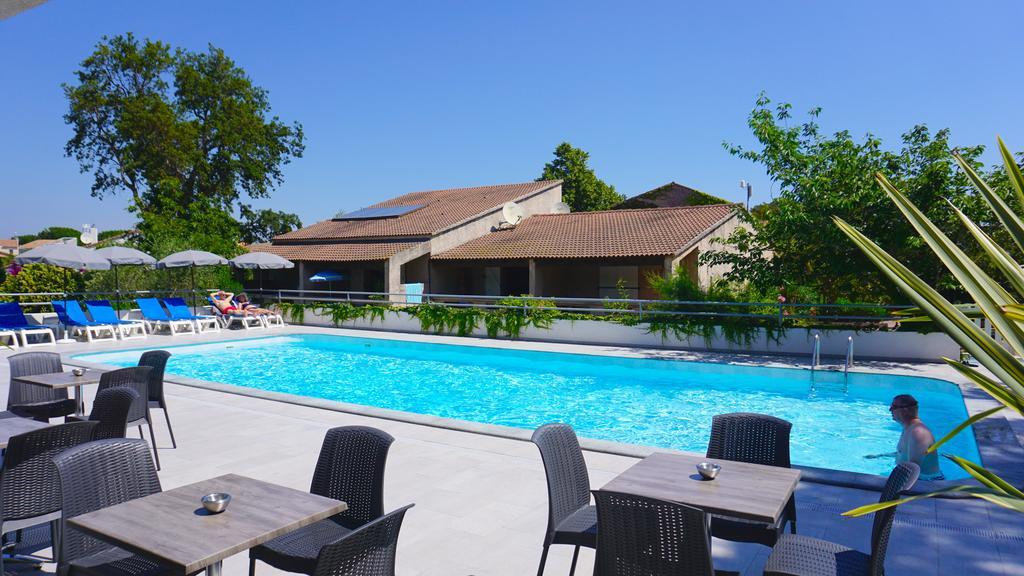 Sole E Mare Aparthotel Santa-Maria-Poggio  Kültér fotó